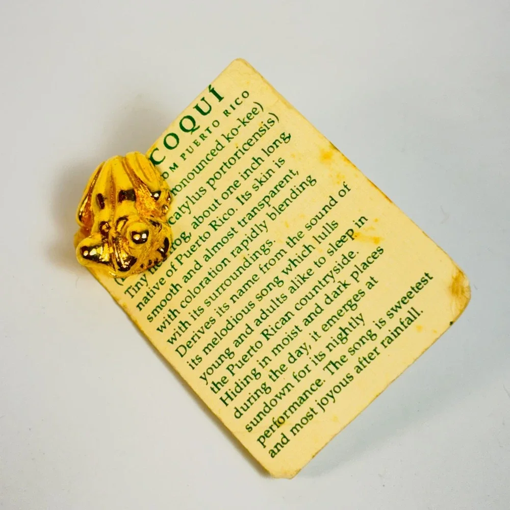 Coqui Frog Pin Gold Tone Puerto Rico Souvenir Lapel Pin Boho Vintage